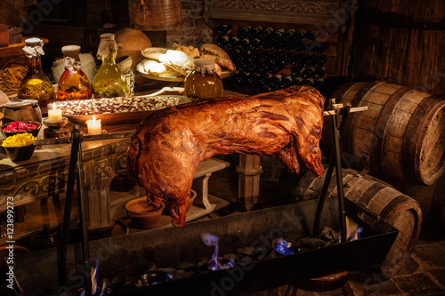 Εκτύπωση καμβά Medieval ancient kitchen tabe with typical food in royal castle