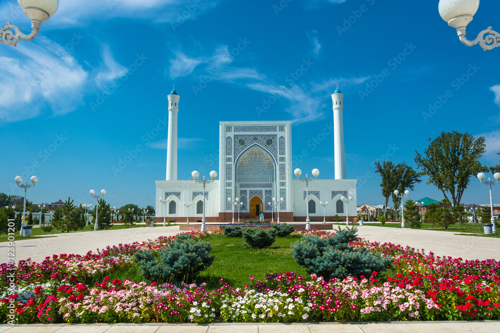 Minor White Mosque in Tashkent, Uzbekistan. Minor White Mosque in Tashkent, Uzbekistan.