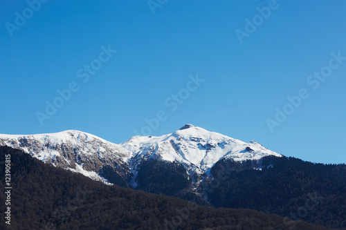 white snow mountain and blue sky