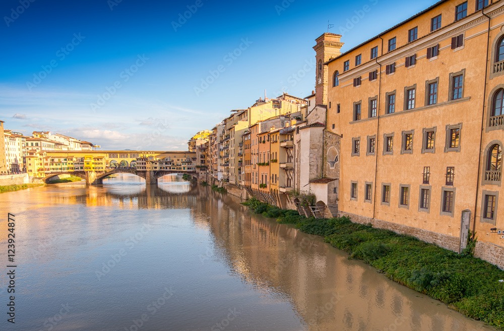 Old Bridge of Florence, Ponte Vecchio tourist attraction