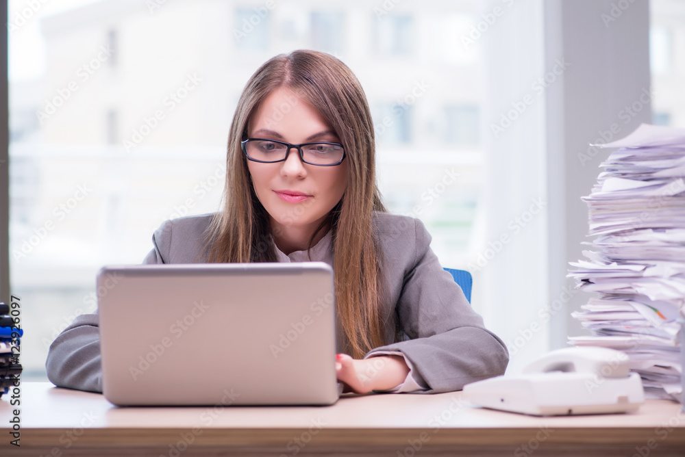 Businesswoman working in the office Businesswoman working in the office