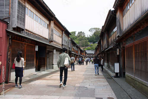 Wallpaper Mural Maisons japonaise traditionnelles en bois à Takayama, Japon Torontodigital.ca