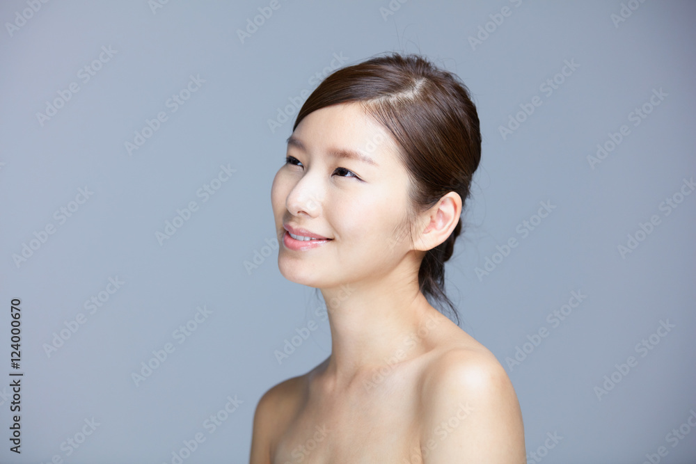 肌の綺麗な女性 肌の綺麗な女性