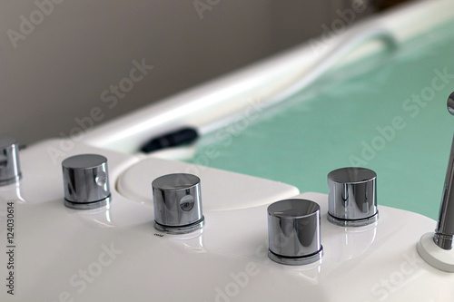 Fotografía Therapy tub. Galvanic bath tub. Electrotherapy.