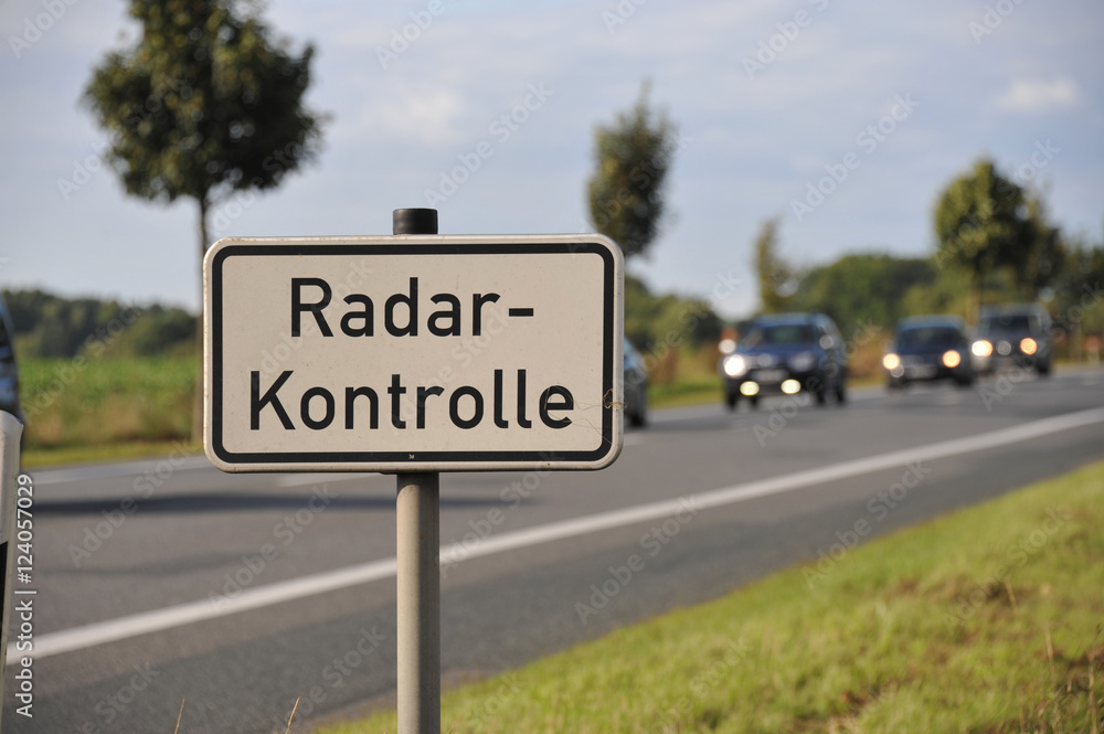 Radarkontrolle, Geschwindigkeitsmessung, Verkehrsüberwachung, Tempo, Polizei, Höchstgeschwindigkeit, Straßenverkehr, 