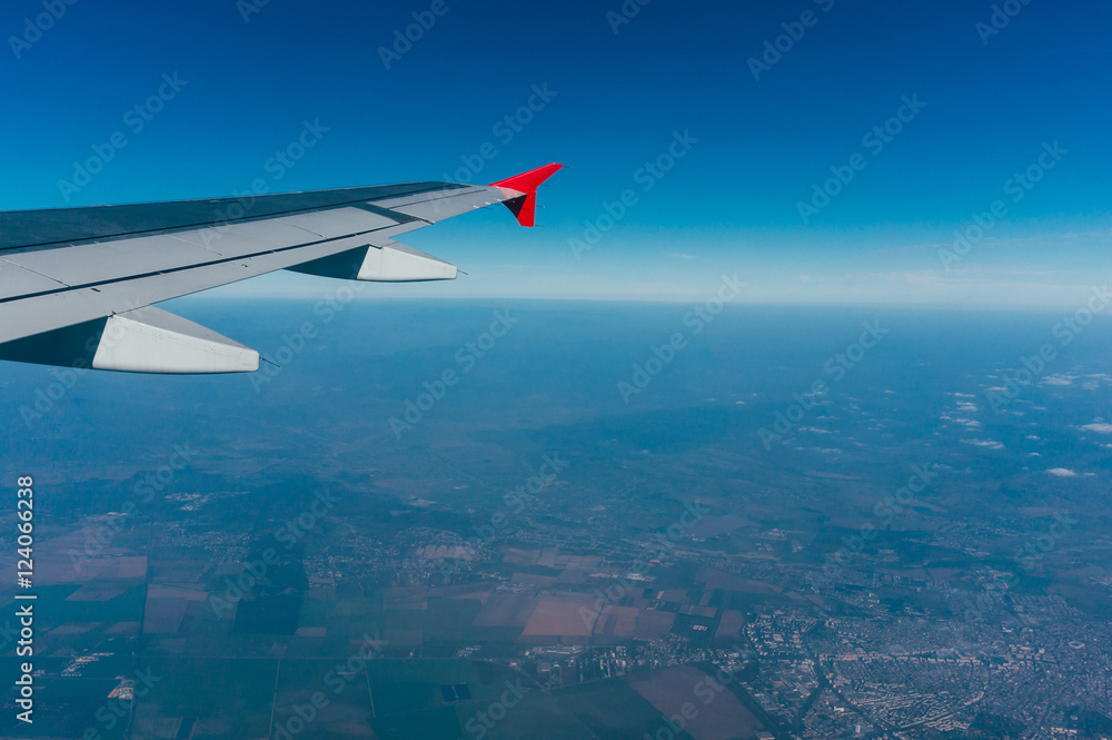 Skylike and plane wing