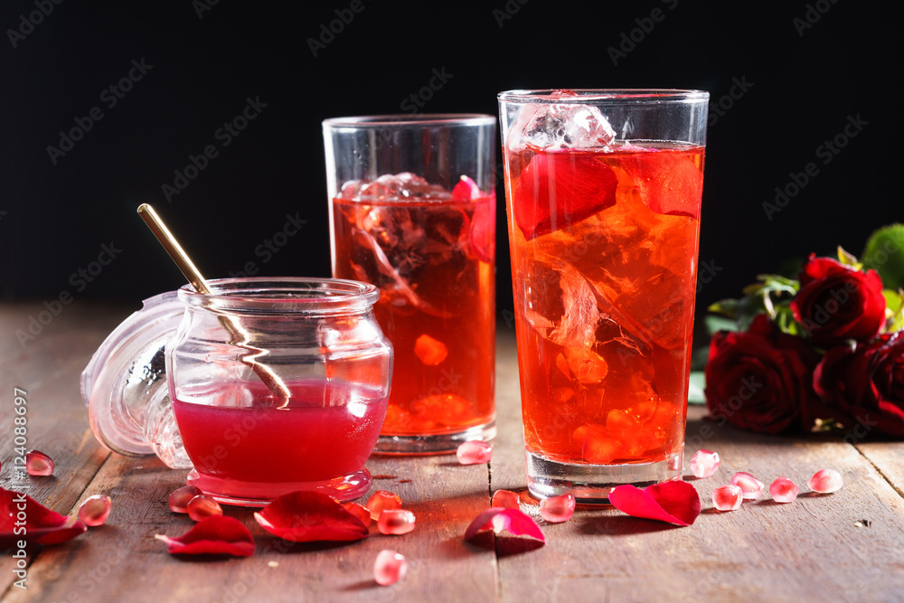 Rose And Pomegranate Cocktail Rose And Pomegranate Cocktail