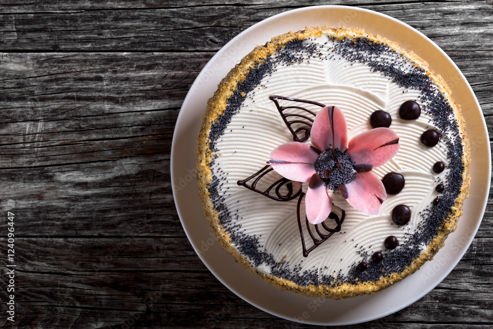 delicious poppy seeds, walnut and raisins cake delicious poppy seeds, walnut and raisins cake