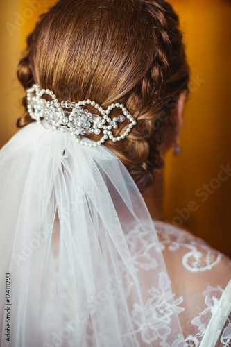 good stylish hairstyle beautiful bride