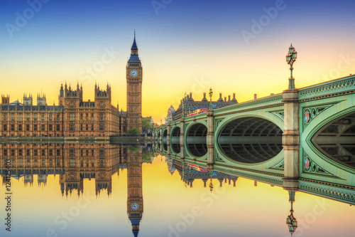 Canvas Print Big Ben and Westminster Palace in London at sunset, UK