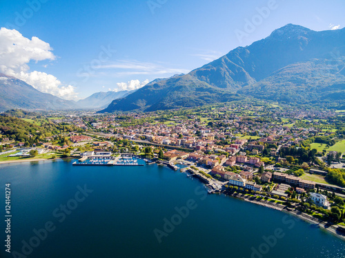  Colico - Lago di Como (IT) - Vista aerea verso la Valtellina