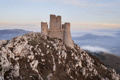Foto La fortezza di Rocca Calascio al tramonto