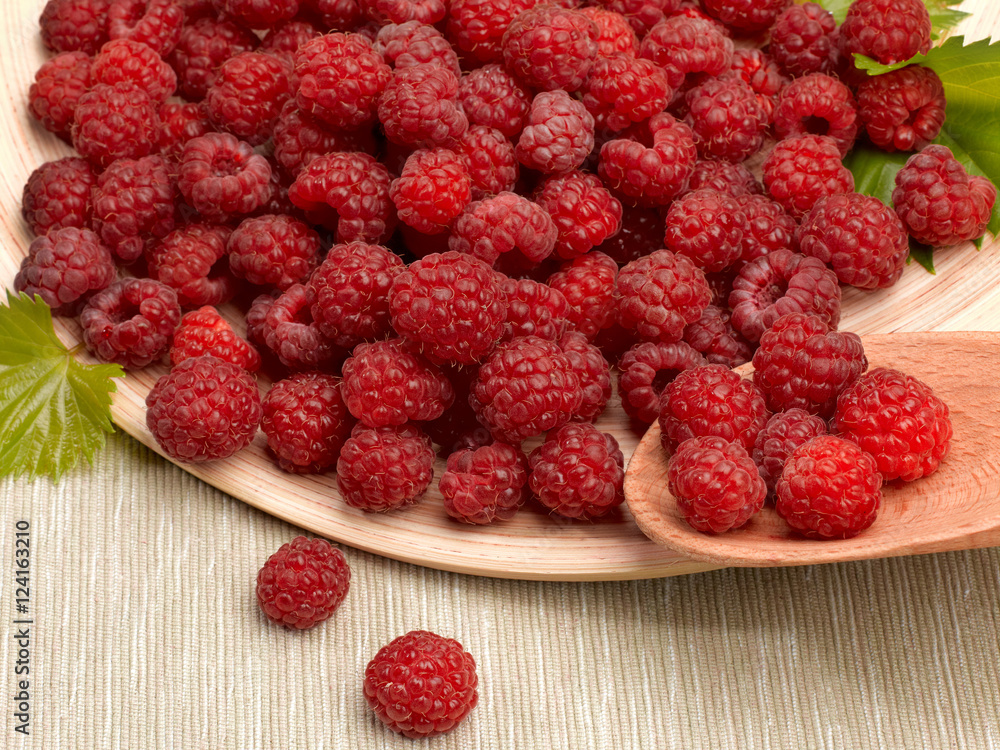 Juicy ripe raspberry Juicy ripe raspberry