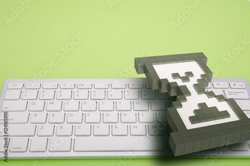 Computer keyboard on green background. computer signs. 3d rendering. 3D illustration.