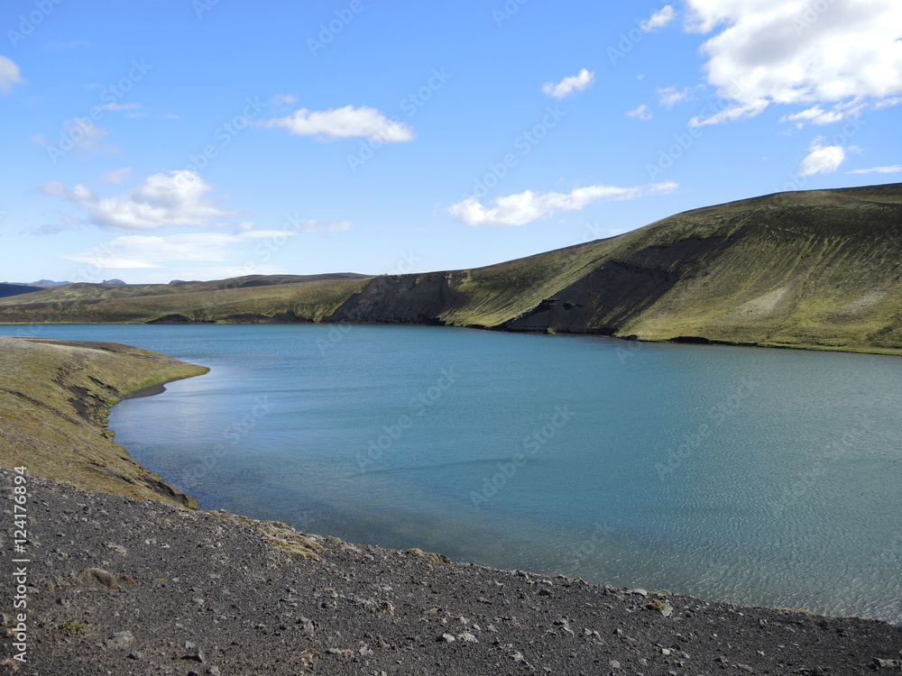 Lac bleu islandais