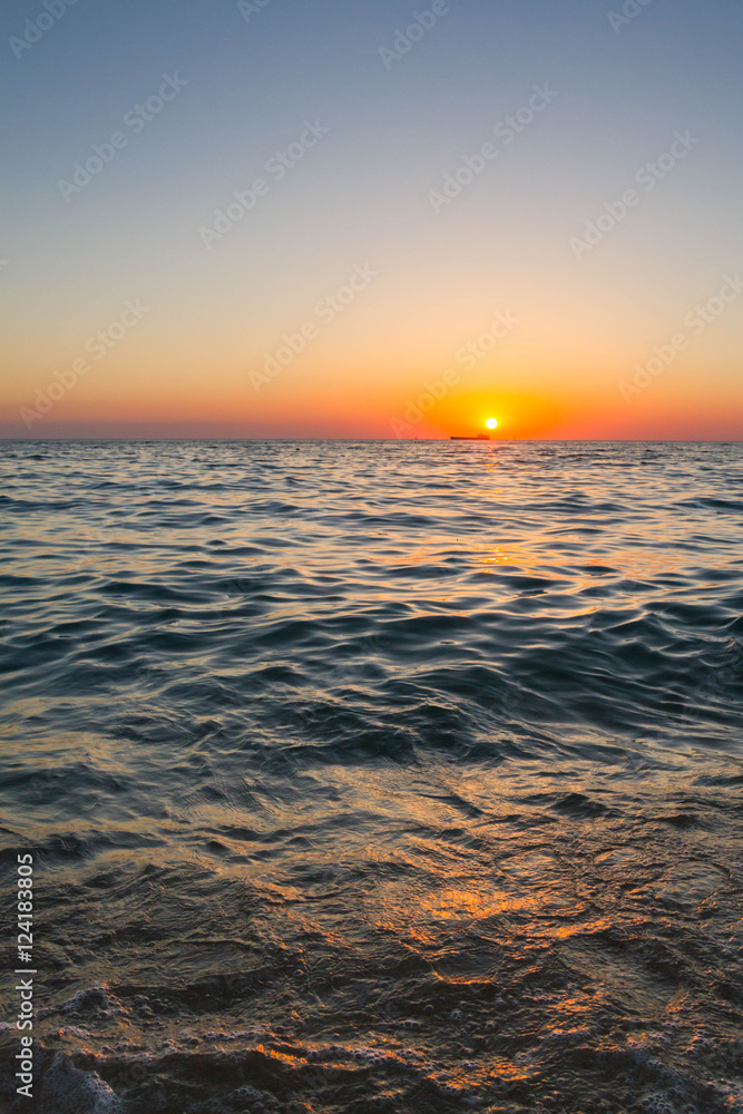 Fototapeta premium Beautiful sunset on the black sea