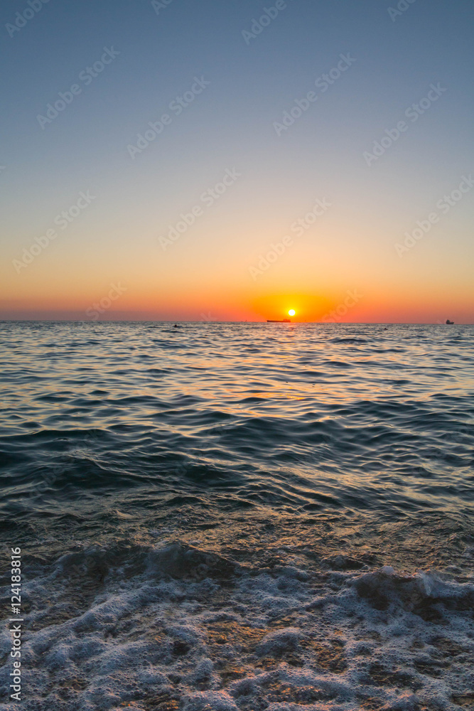 Obraz premium Beautiful sunset on the black sea
