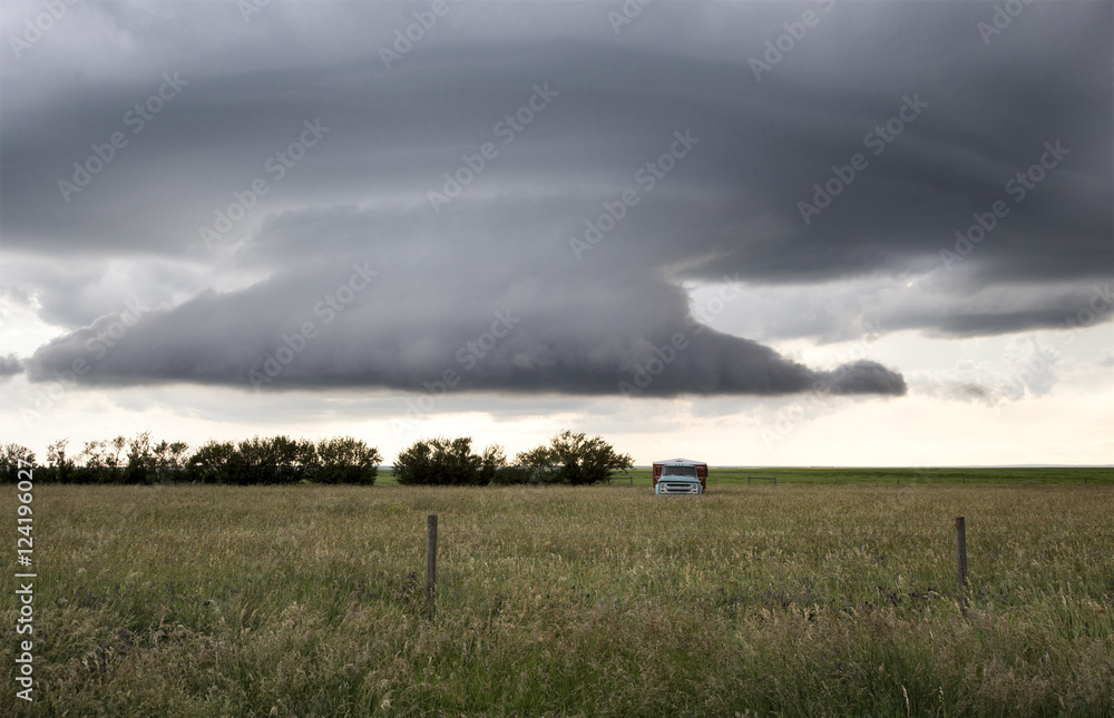 Fototapeta premium Burzowe chmury Saskatchewan
