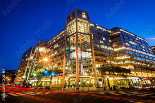 Modern building and intersection at night in downtown Washington