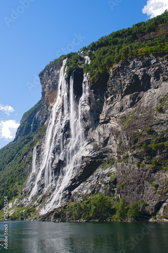 Geirangerfjord_Wasserfall_2