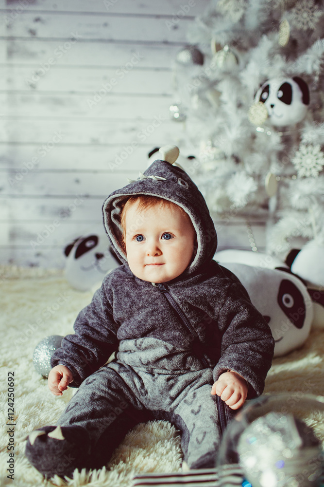 Cute baby with the amazing blue eyes Cute baby with the amazing blue eyes