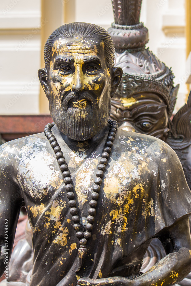 Obraz premium hermit sculpture stone in thailand temple