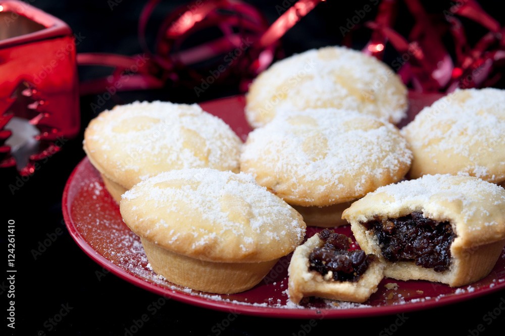 Delicious Christmas mince pies