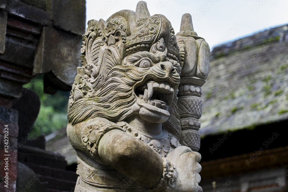 Obraz premium Indonesia - old hindu architecture on Bali island
