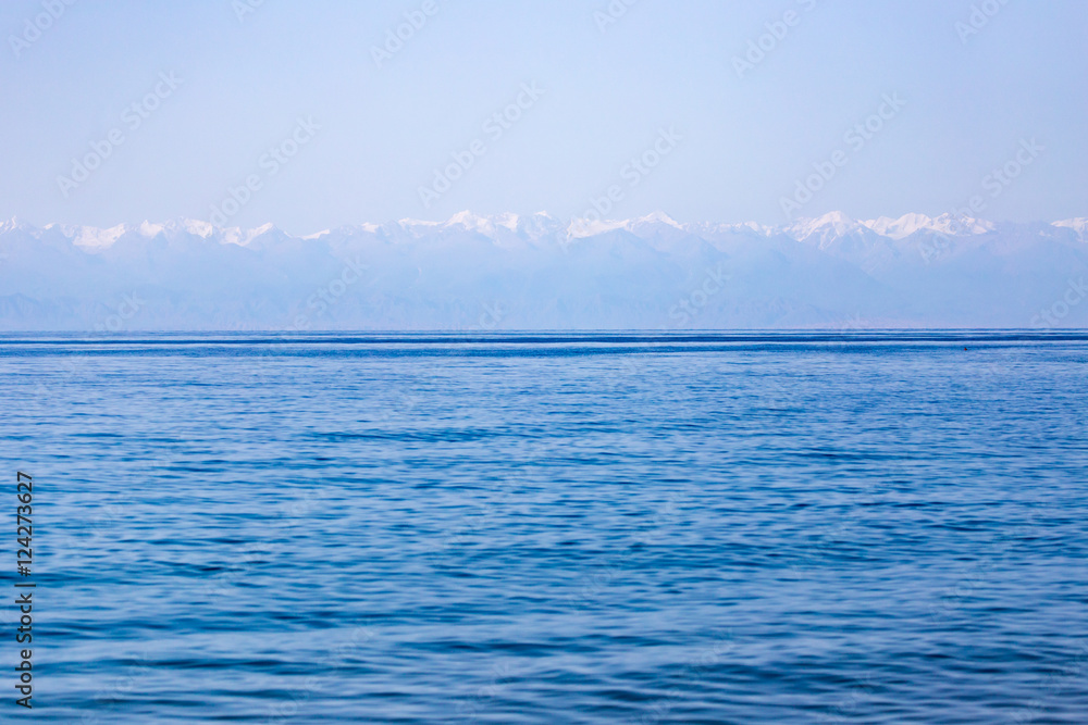 Obraz premium Lake Issyk-Kul in Kyrgyzstan