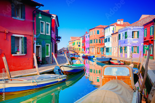 Fotografie Colorful houses in Burano, Venice, Italy