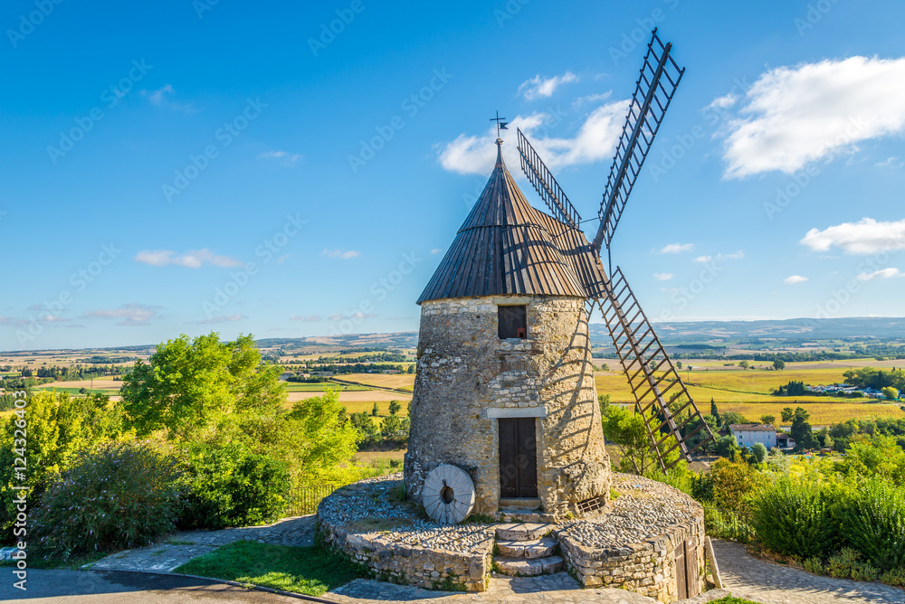 Obraz premium View at the Moulin Cugarel in Castelnaudary - France