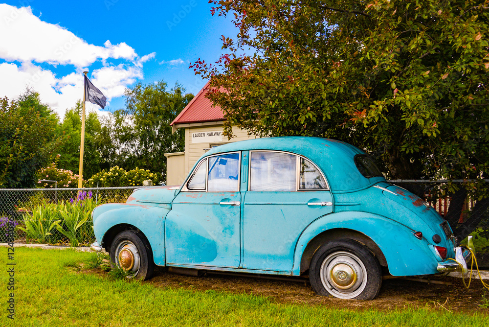 abandoned vintage car in new zealand