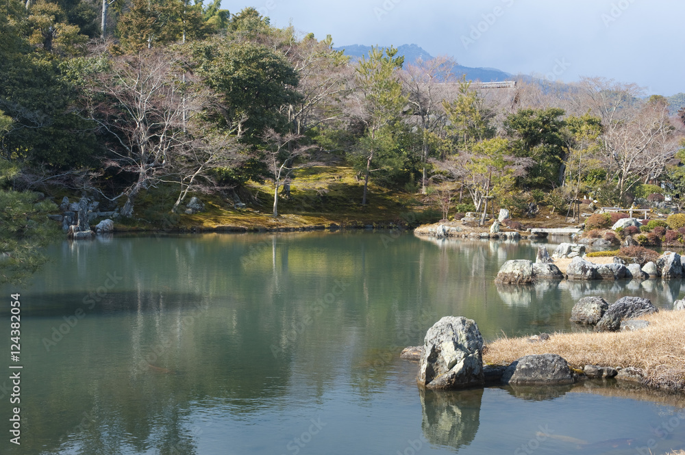 Naklejka premium Tenryu Shiseizen-ji Pond