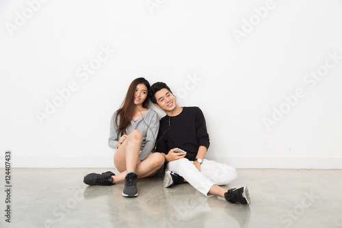 Asian couple dating