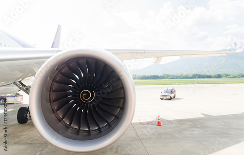 Engine turbine of airplane