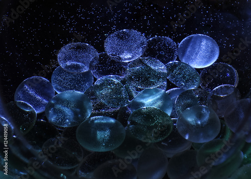 Decoration glass stones under water with air bubbles