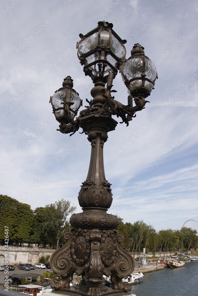 Candélabre du Pont Alexandre III à Paris