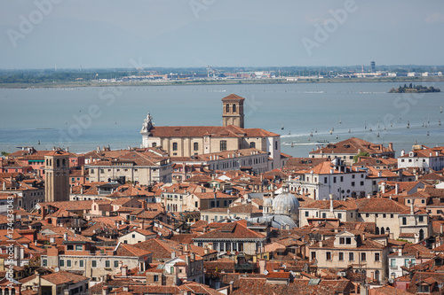 Cityscape of Venice © castenoid