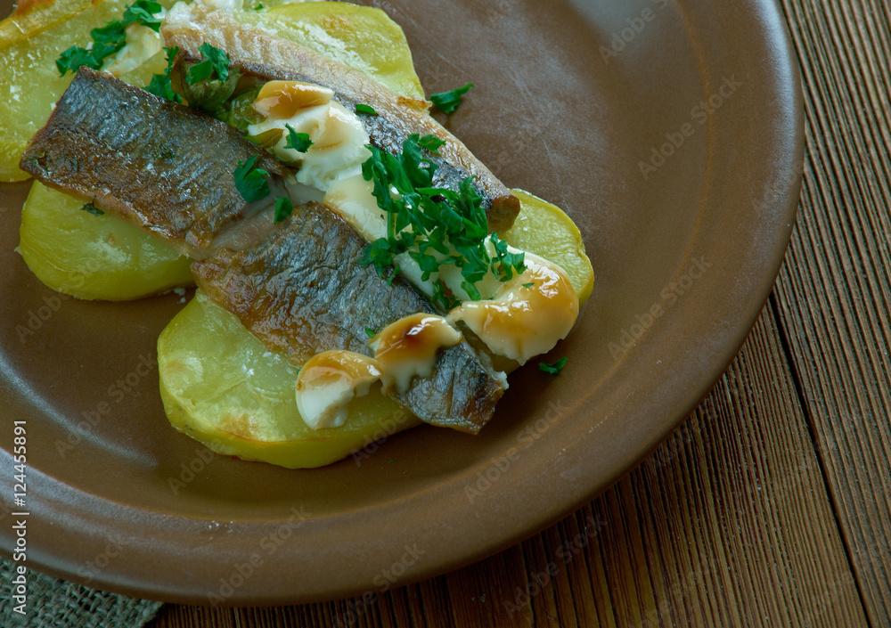 Estonian Baked Herring with Potatoes Estonian Baked Herring with Potatoes