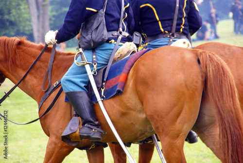 Fototapeta Union cavalry patrols the field