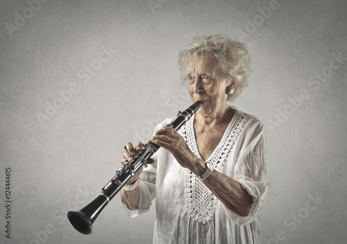 Canvas Print Playing the clarinet