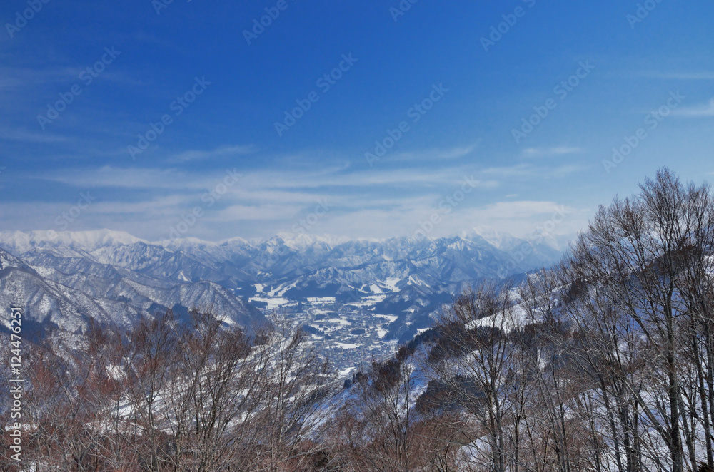 新潟　越後湯沢の雪景色