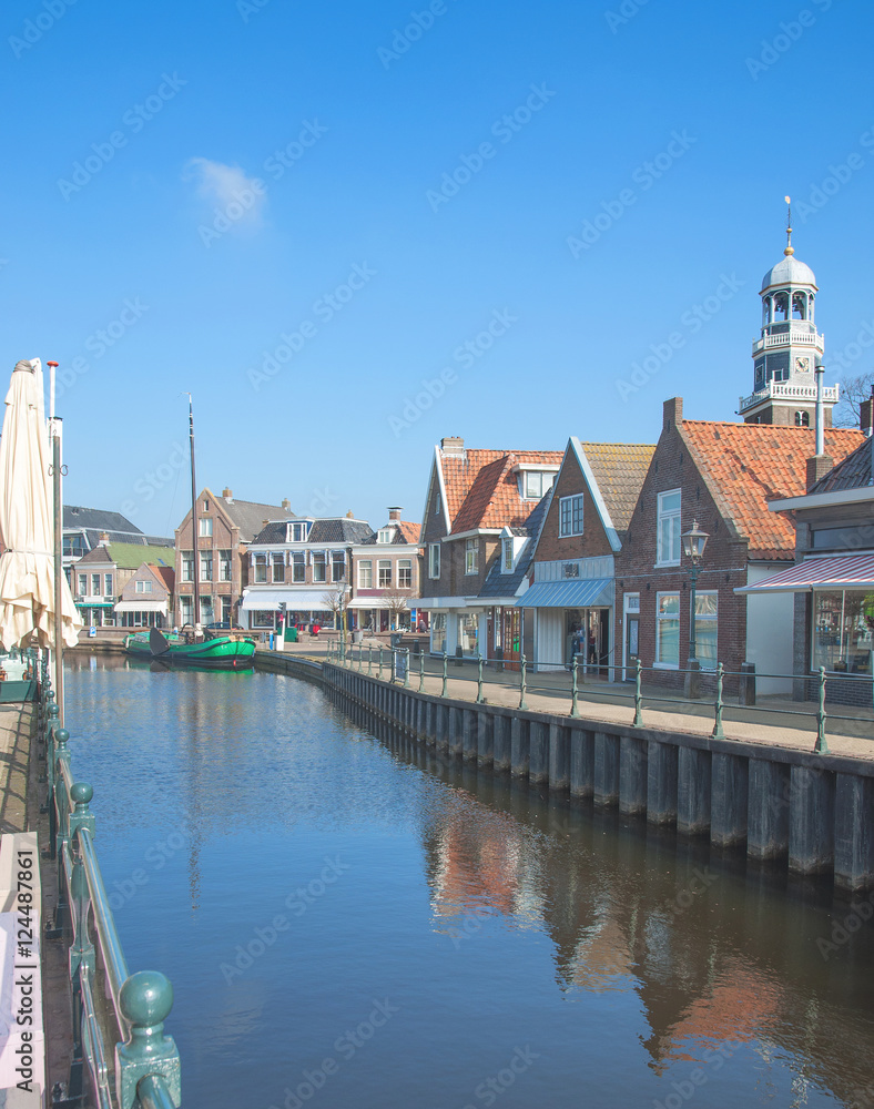 der historische Fischerort Lemmer am Ijsselmeer in Friesland,Niederlande