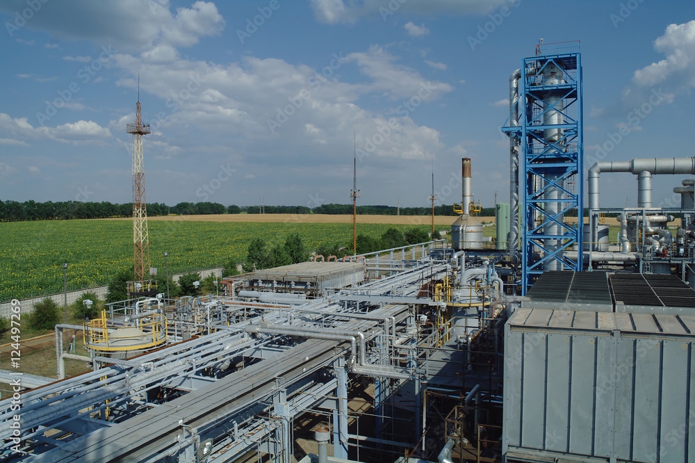 Chemical manufacturing plant construction