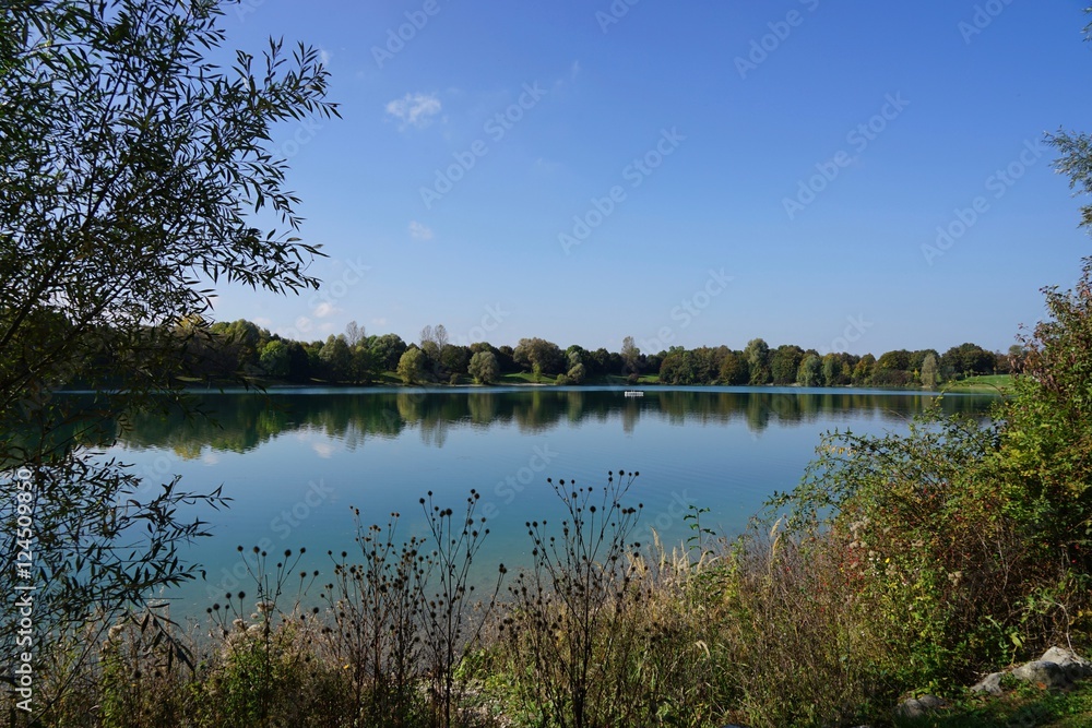 Heimstettener See (Fidschi) - Panorama im Herbst