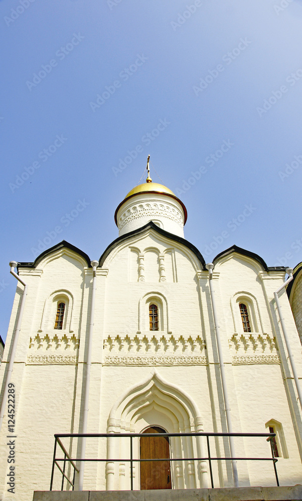 Iglesias y jardines en el interior de el Kemlin, Moscú, Rusia