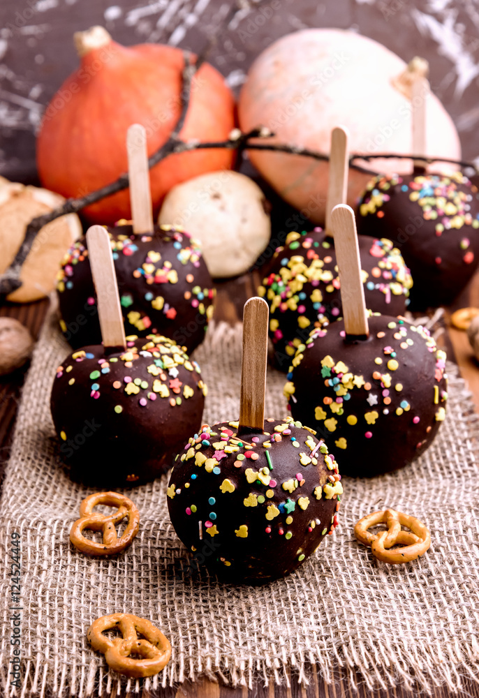 Fototapeta premium Apples with cocolate glaze.