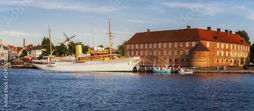 Royal Yacht in front of Soenderborg castle