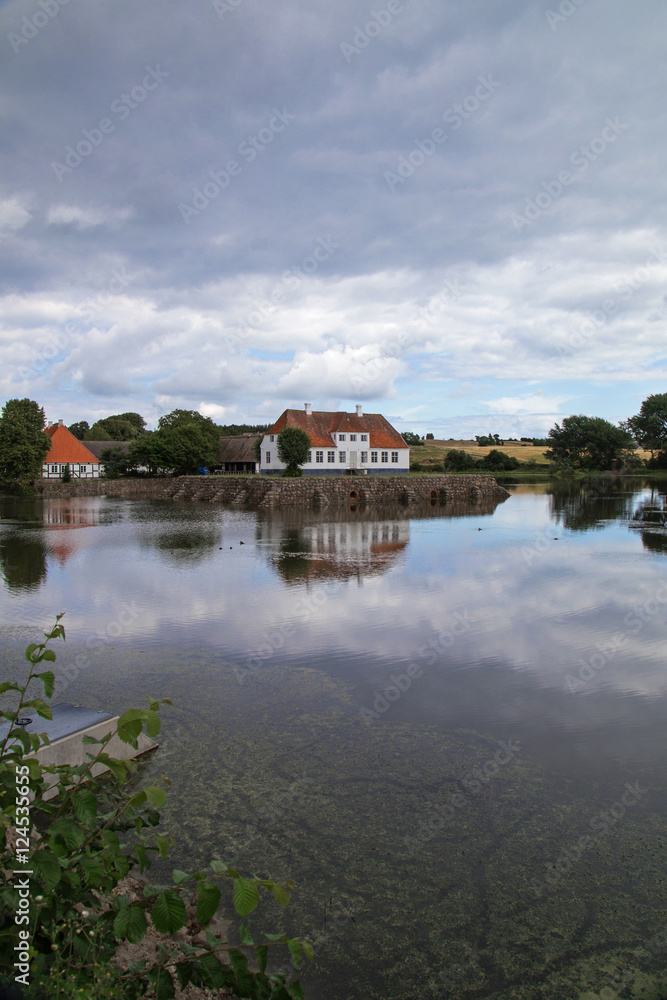 Obraz premium Der Herrensitz Søbygaard bei Søby auf Ærø im Dänemark