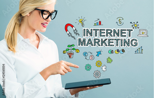 Interenet Marketing text with business woman photo